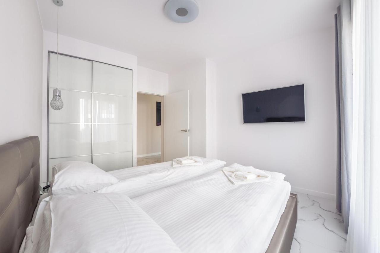 Luxury Long Island Suite 그단스크 외부 사진