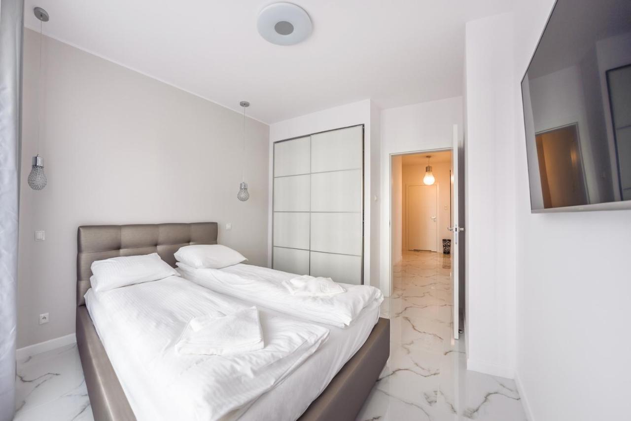 Luxury Long Island Suite 그단스크 외부 사진