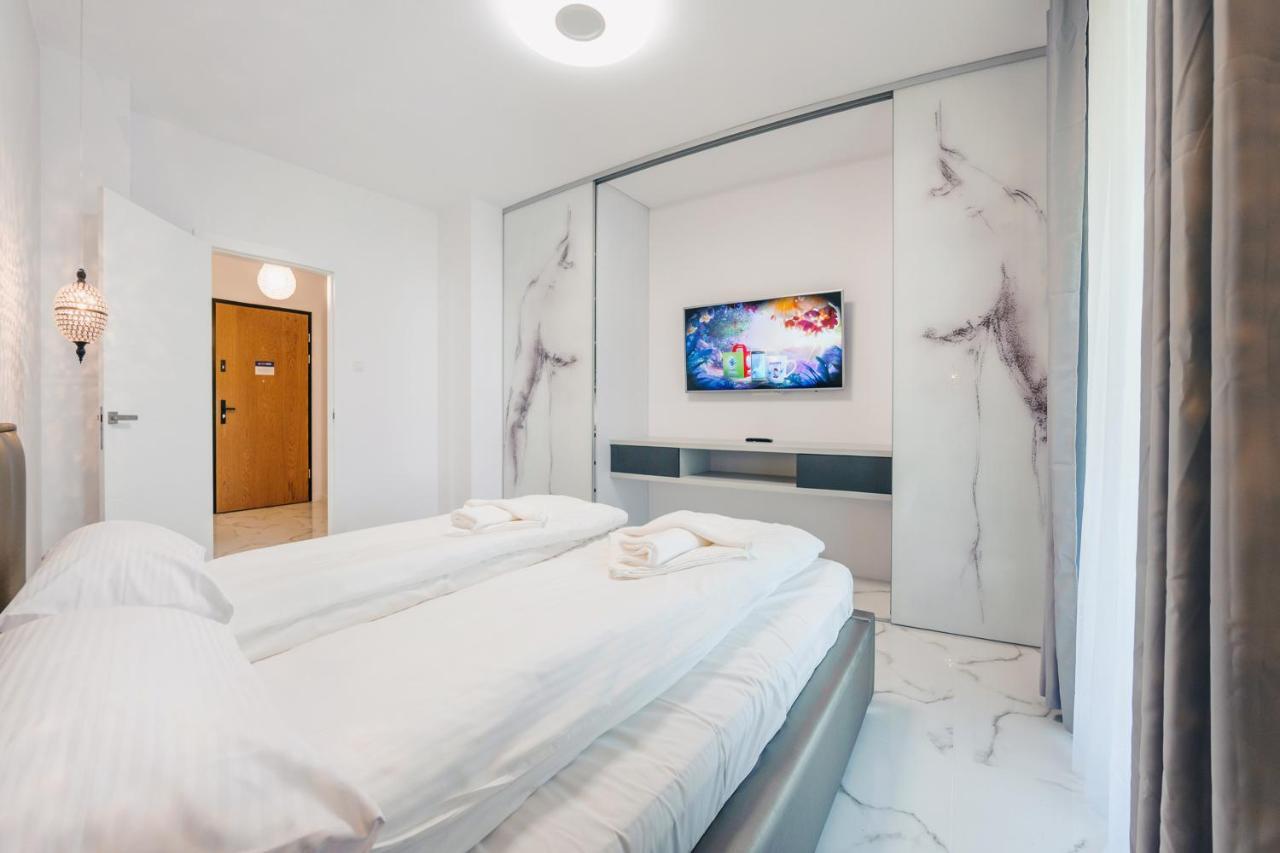 Luxury Long Island Suite 그단스크 외부 사진