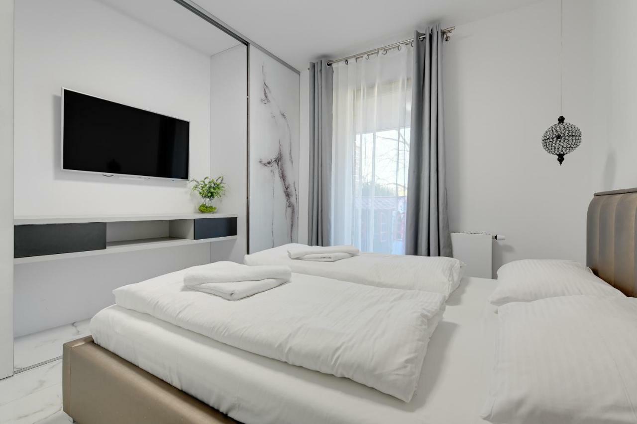Luxury Long Island Suite 그단스크 외부 사진