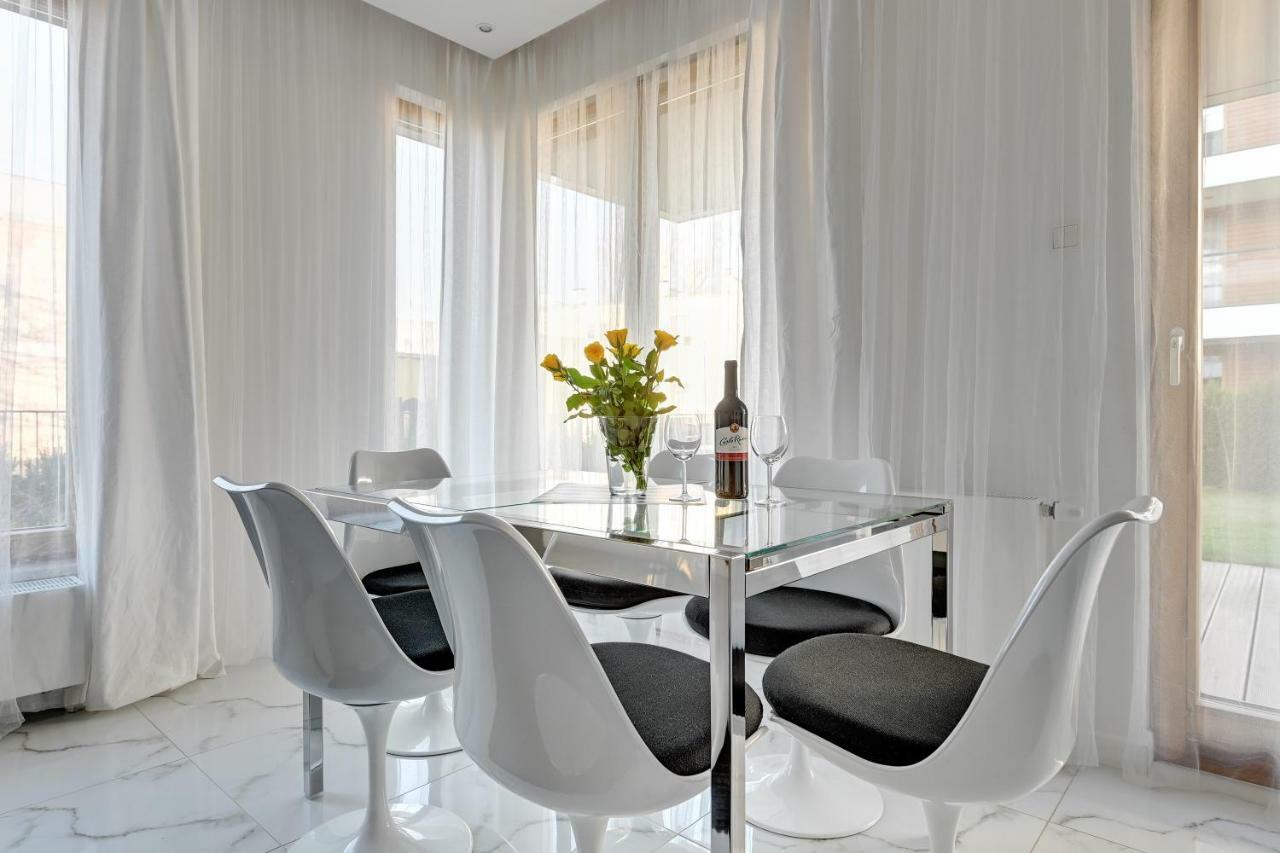 Luxury Long Island Suite 그단스크 외부 사진